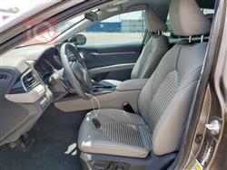 تۆیۆتا کامری